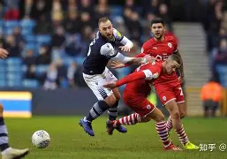 ayx.com-太狠了！德罗巴在利物浦比赛中惊险取胜莱万多夫斯基在湖人比赛中连败，赛后辽宁本钢备战欧超杯