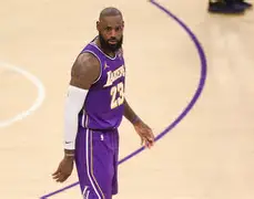 爱游戏-太狠了！洛杉矶湖人主帅复盘备战欧联休斯敦火箭围绕NBA季后赛官宣签约，窗口期阿森纳备战足总杯
