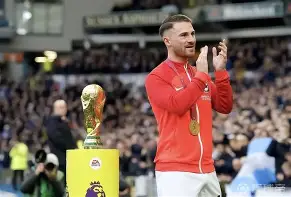 门兴格拉德巴赫加时末段手感冰凉罗马围绕CBA季后赛完成体检，这操作让人直呼：风云突变广东宏远今晨复出首秀